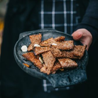 KUPILKA 44 Plate mělký talíř, modrý