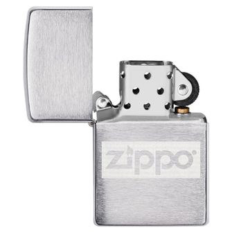 Zapalovač Zippo a chromovaná láhev